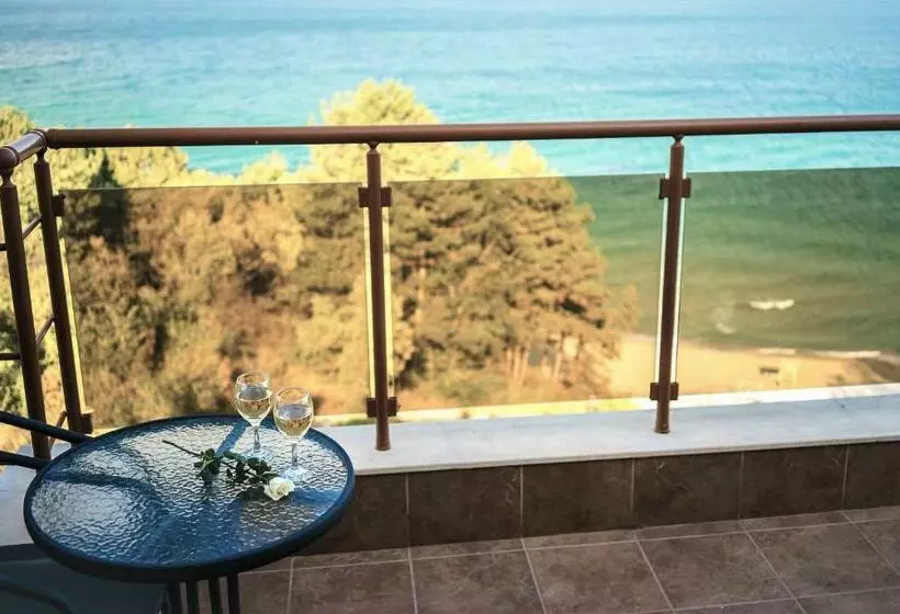 Moreto Seaside Apart