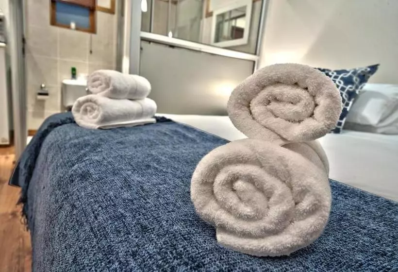 Majatalo Crisp Guest Rooms