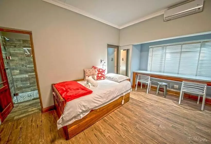 Majatalo Crisp Guest Rooms