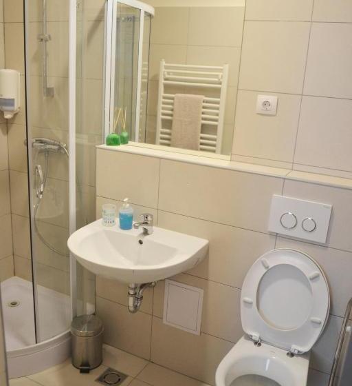 بنسيون Feodorm Apartments