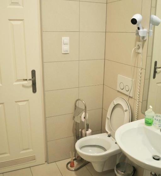 بنسيون Feodorm Apartments