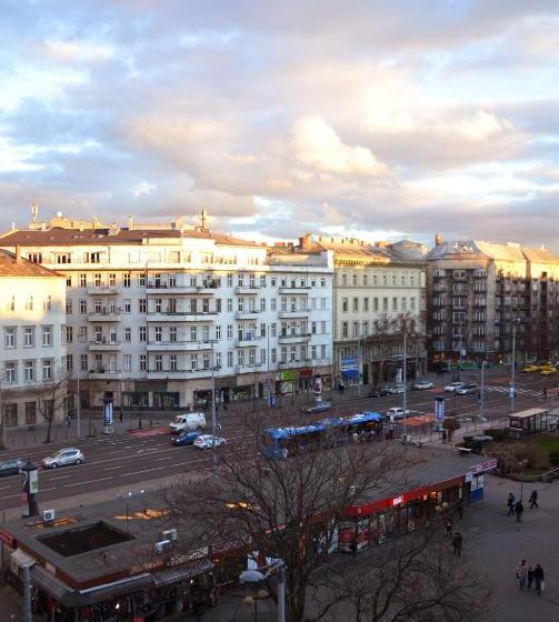 بنسيون Feodorm Apartments