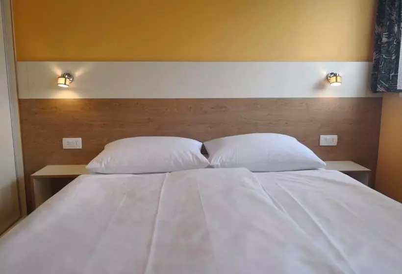 Majatalo Pri štorklji