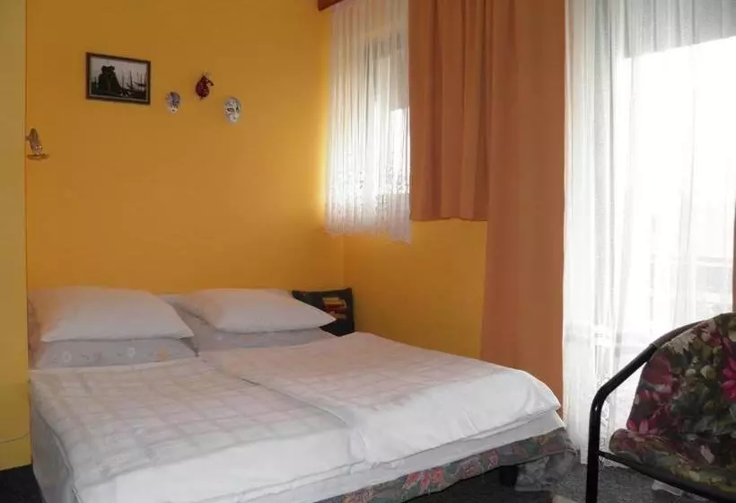 Majatalo Pri štorklji