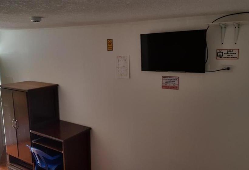 פנסיון Hostal La Joya