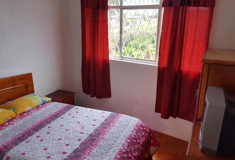 פנסיון Hostal La Joya