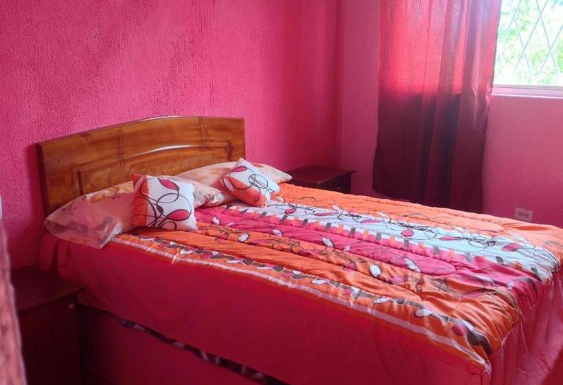 פנסיון Hostal La Joya