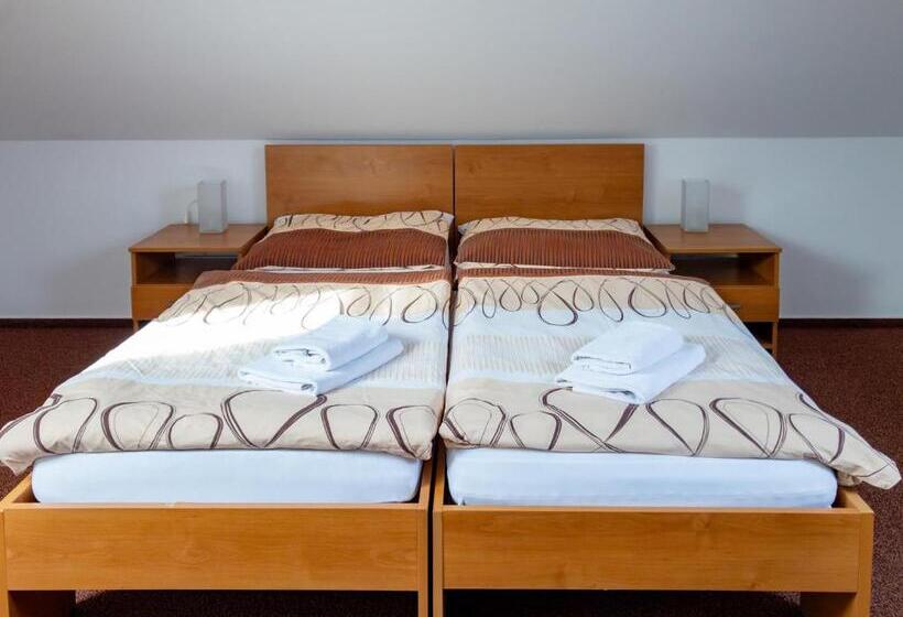 Panzió Penzion Na Stavidle