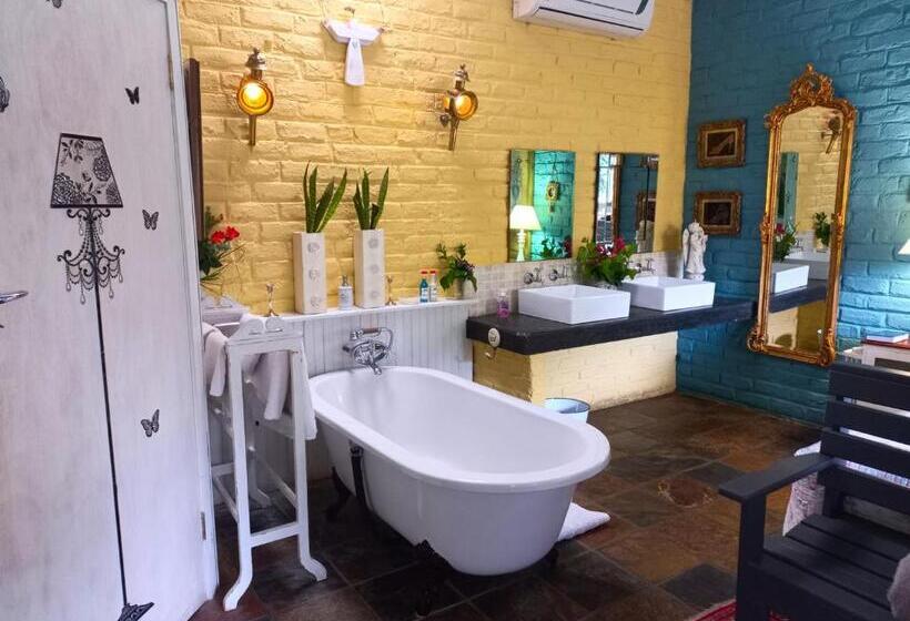 بنسيون Somerset Stables