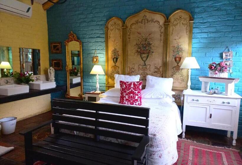 بنسيون Somerset Stables