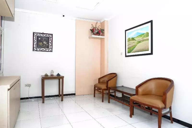 Hotelli Sky Guesthouse