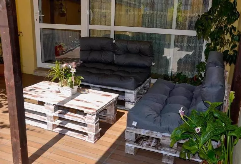 ペンション Edelvais Guest House