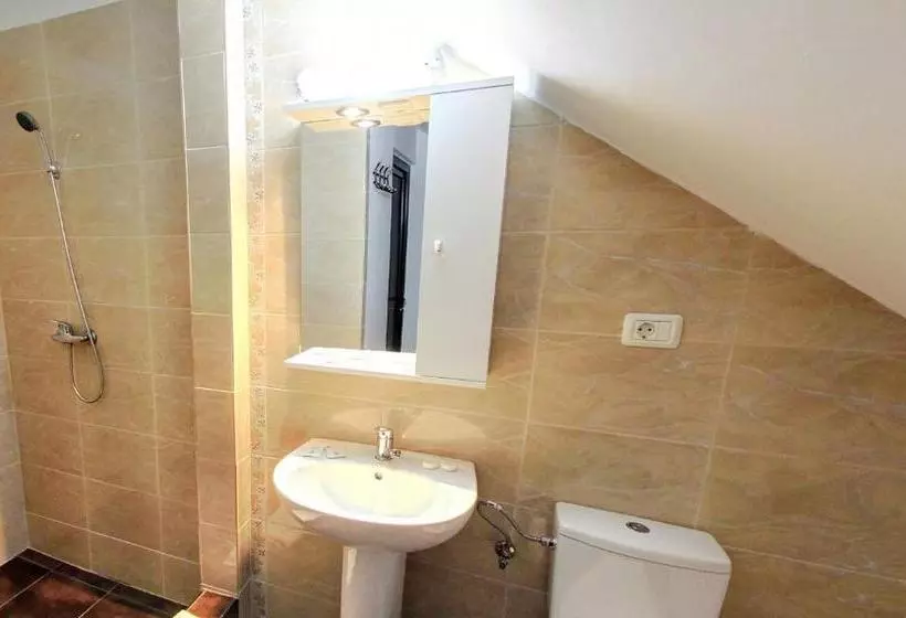 Majatalo La Storia Guest House