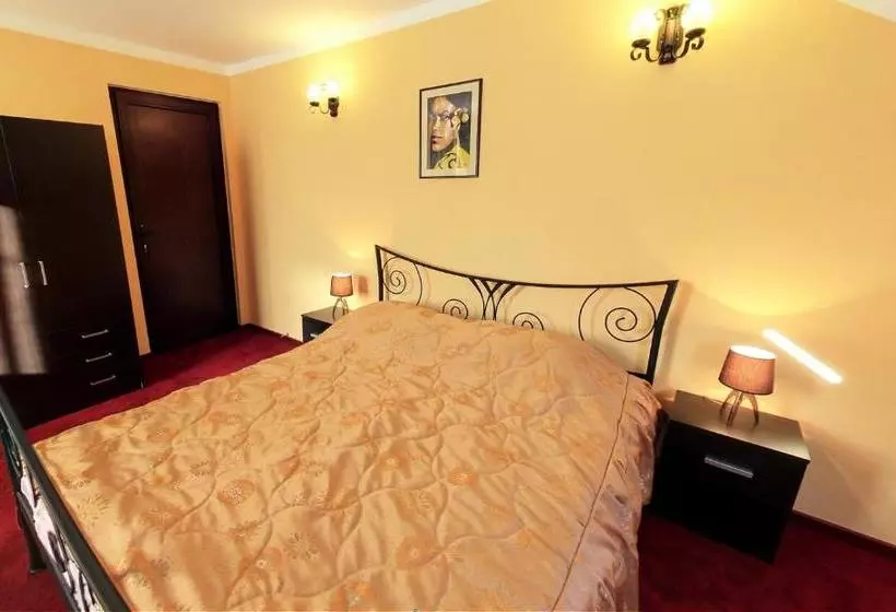 Majatalo La Storia Guest House