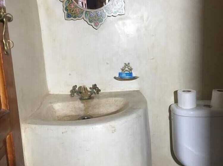 بنسيون Le Sauvage Noble