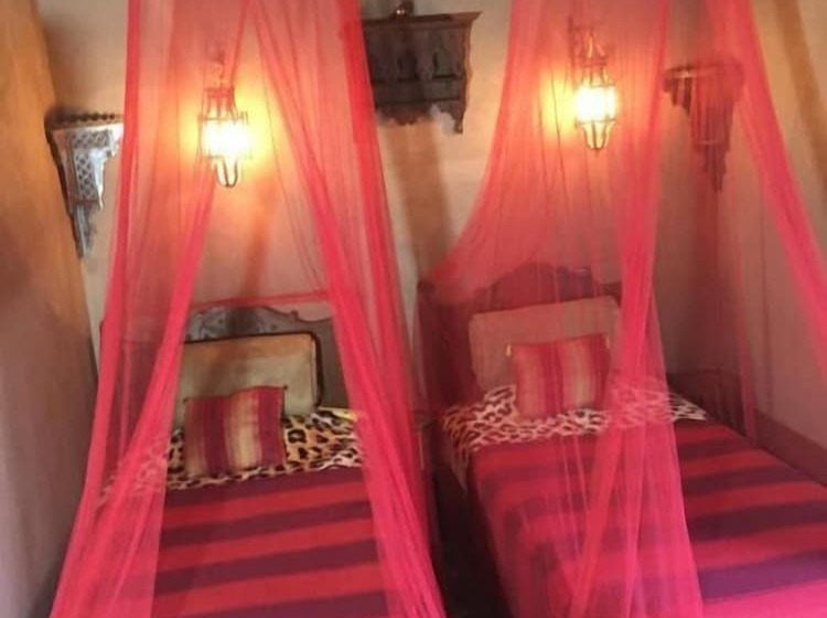 بنسيون Le Sauvage Noble