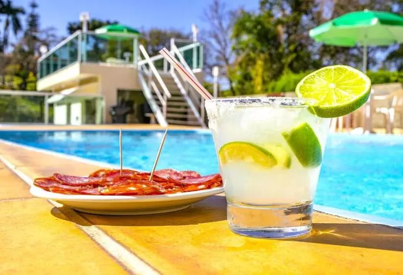 ペンション Pousada Delplata