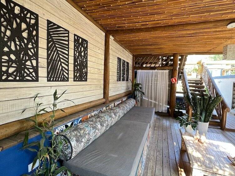 پانسیون Velinn Pousada Iguana Azul