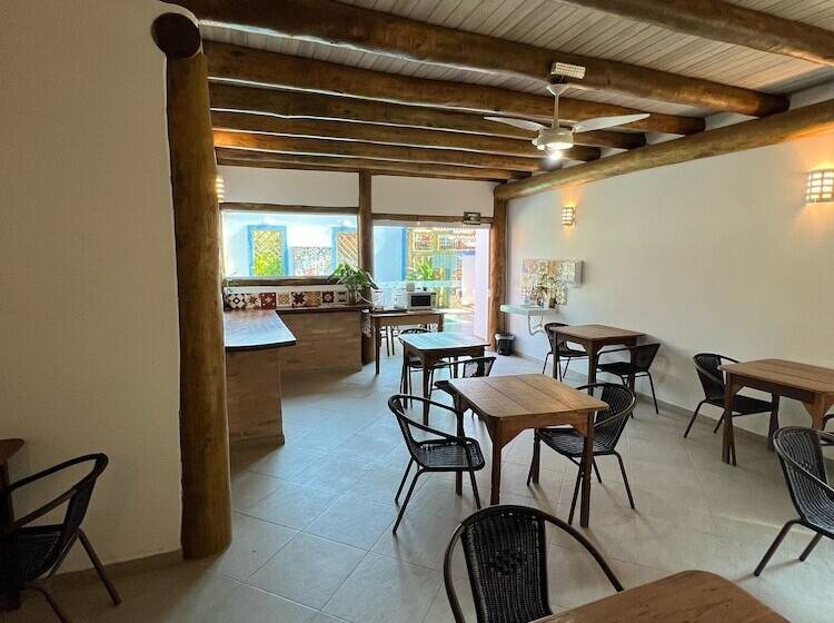 پانسیون Velinn Pousada Iguana Azul