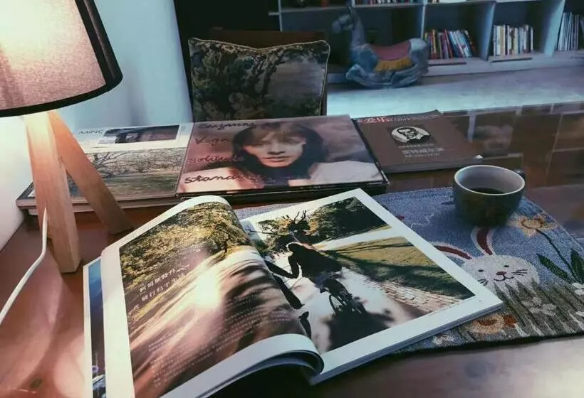 Majatalo Yuanyang Flower And Horse Inn