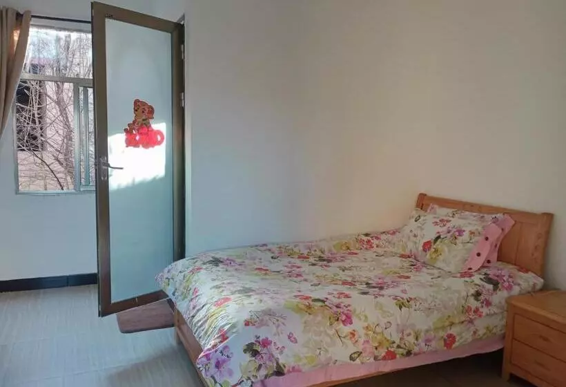 Majatalo Yuanyang Flower And Horse Inn