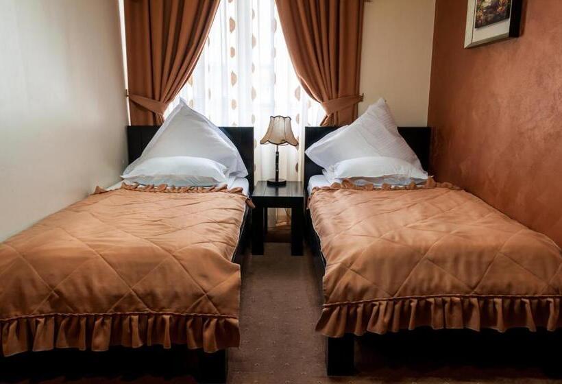 Pensiune Turistica Tosca