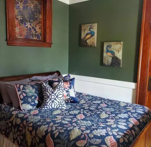 Retkeilymaja Firehouse Inn