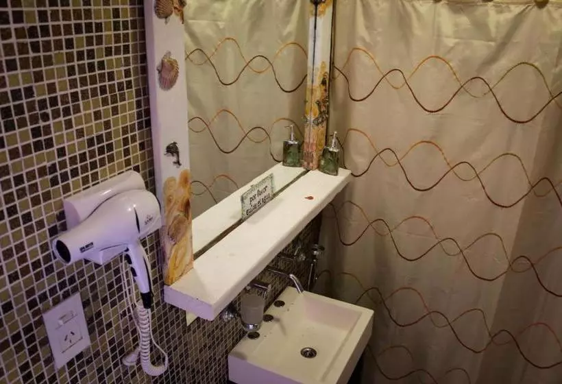 Retkeilymaja Hosteria Puerto Palos