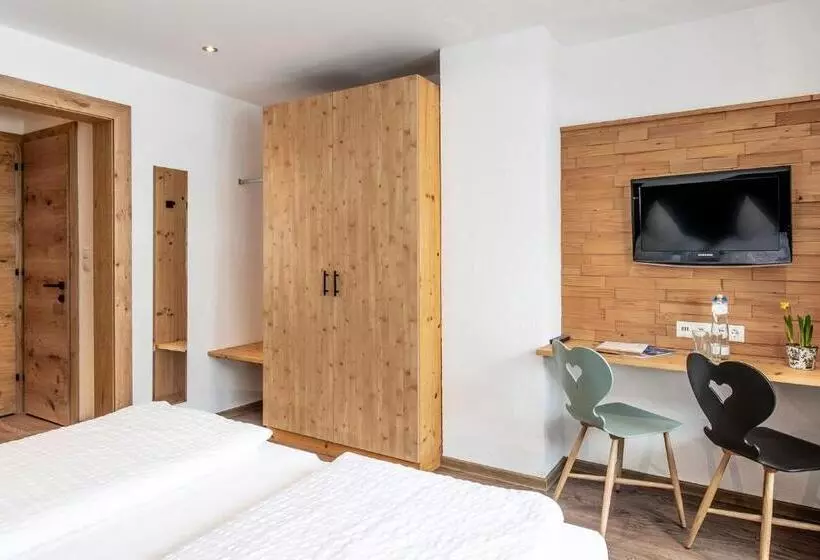 Gasthof Pension Wulfenia