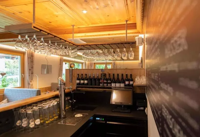 Gasthof Pension Wulfenia