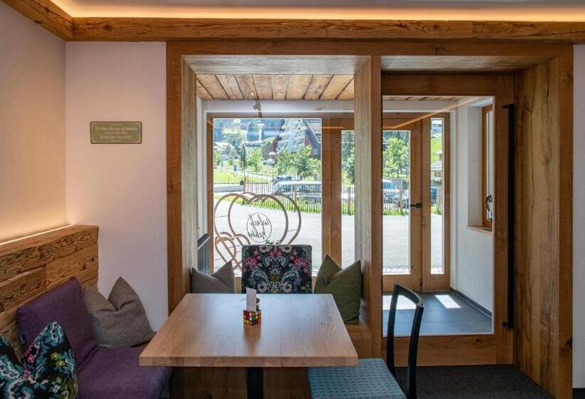 Gasthof Pension Wulfenia