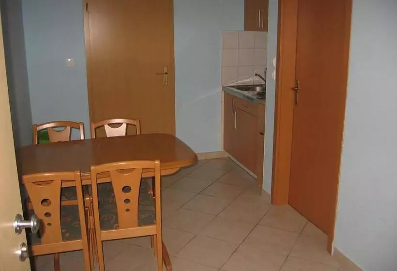پانسیون Apartment Modrina