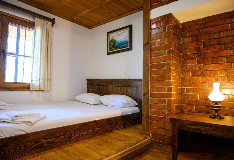 Пансион Guest Houses Zlatna Oresha   Complex