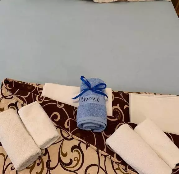 پانسیون Guesthouse Civovic