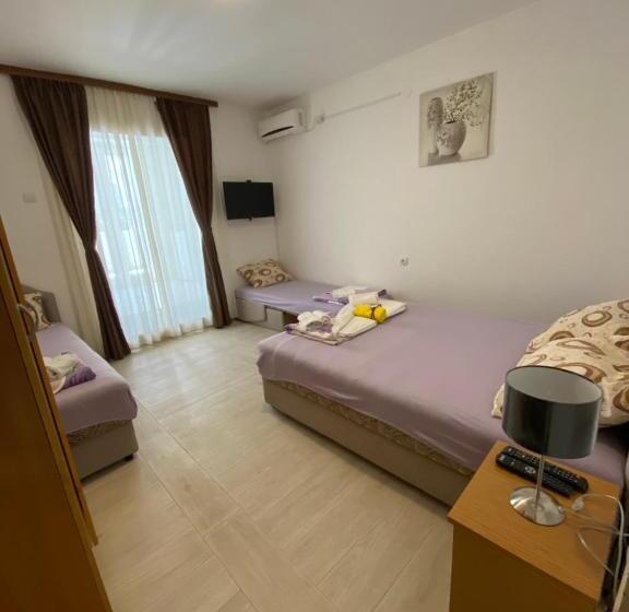 پانسیون Guesthouse Civovic