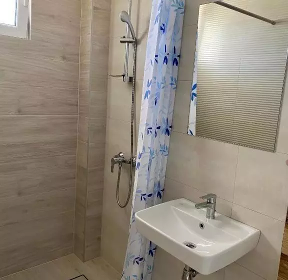 پانسیون Guesthouse Civovic