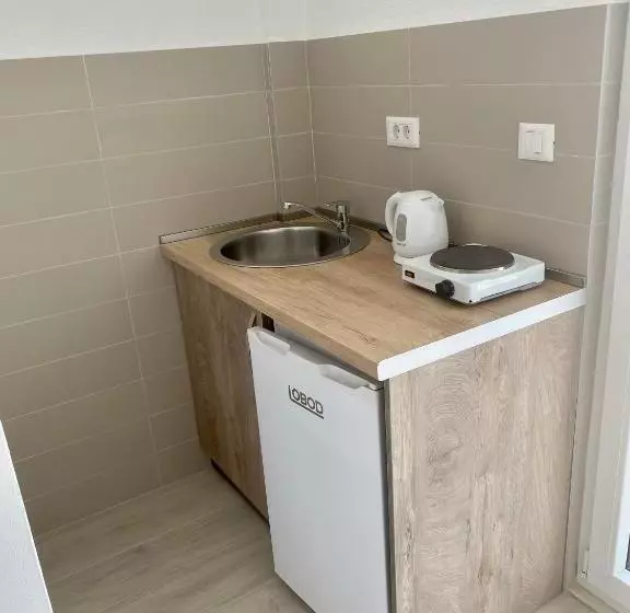 پانسیون Guesthouse Civovic