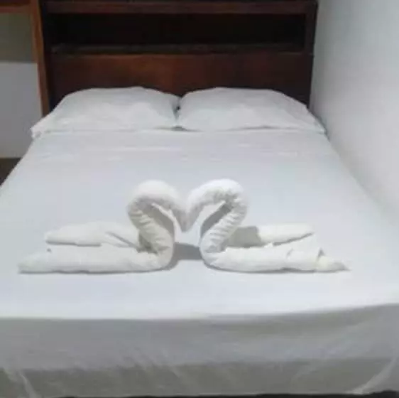 ペンション Hospedaje El Shaday