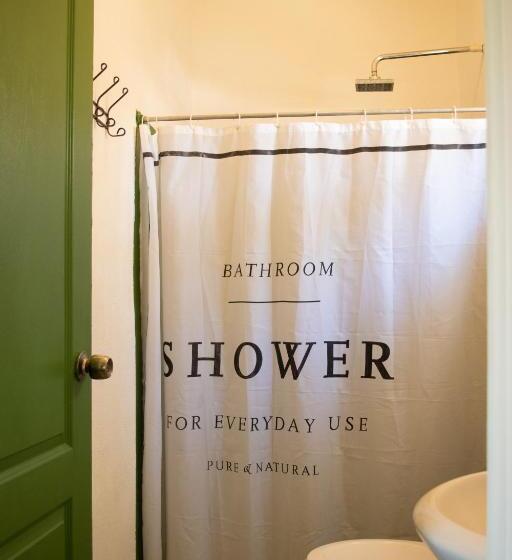 Pension Hostel La Botella De Leche Tamarindo