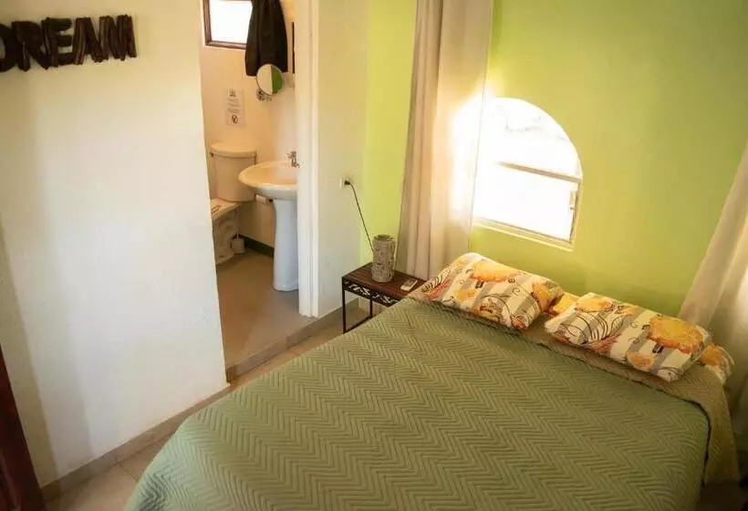 پانسیون Hostel La Botella De Leche   Tamarindo