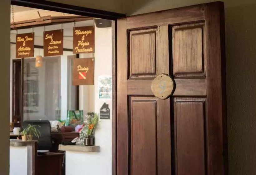 پانسیون Hostel La Botella De Leche   Tamarindo