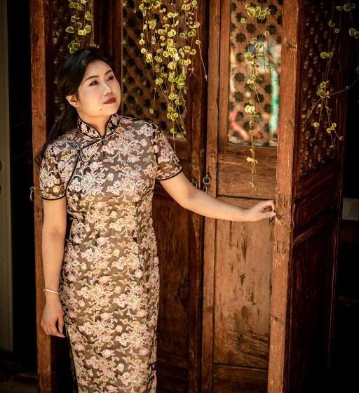 Пансион Jayden Naxi Lodge臣安土木纳西小院 Namaste