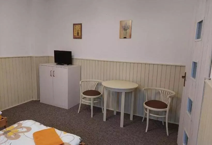 Majatalo Penzion Manský Dvůr