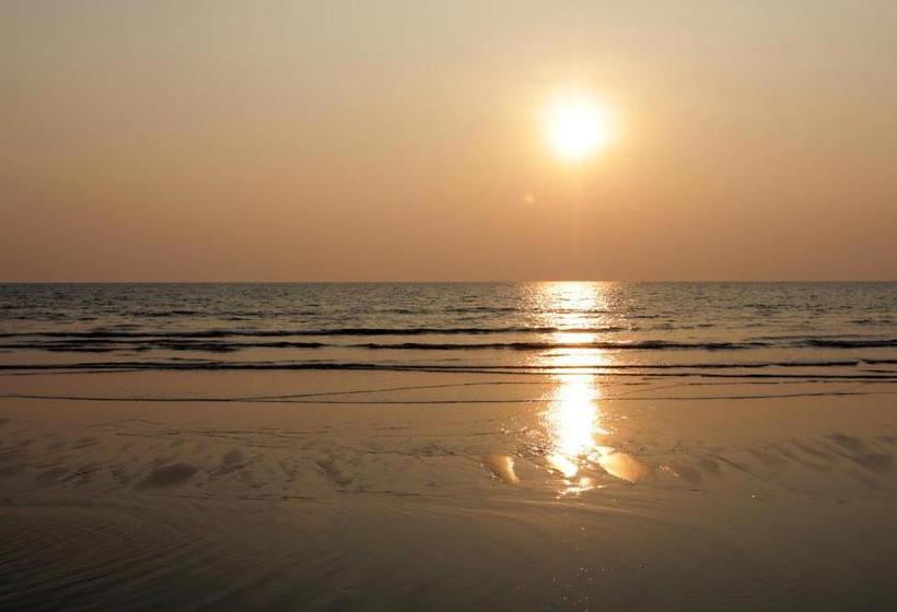 Pensão Sunset Lounge