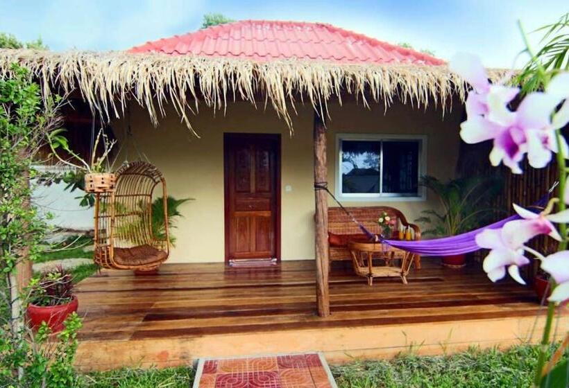 Pensão Sunset Lounge