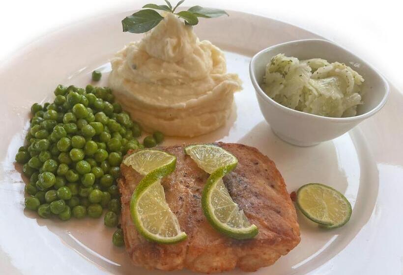 Pensão Sunset Lounge