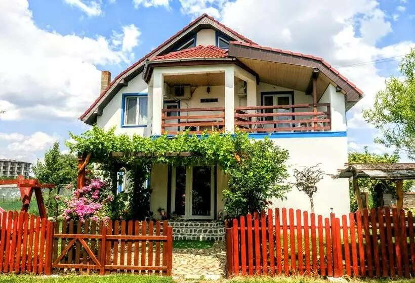 پانسیون Teo Guest Rooms