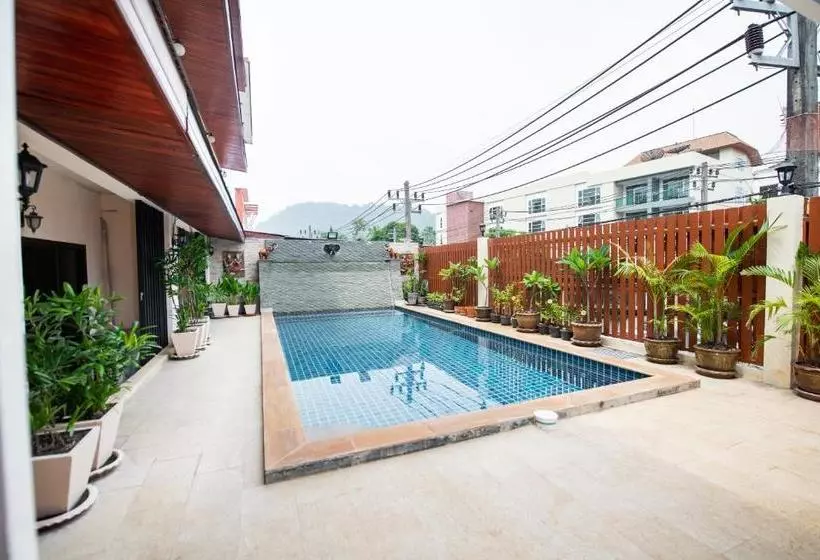 پانسیون Wannamarine Patong