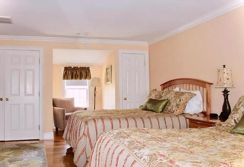 Retkeilymaja Compass Rose Inn