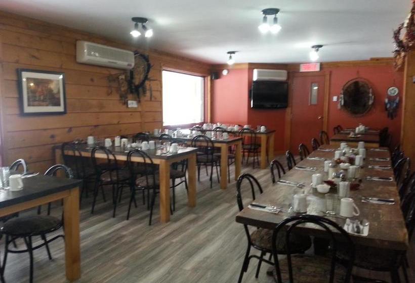 فندق صغير L'auberge Refuge Du Trappeur